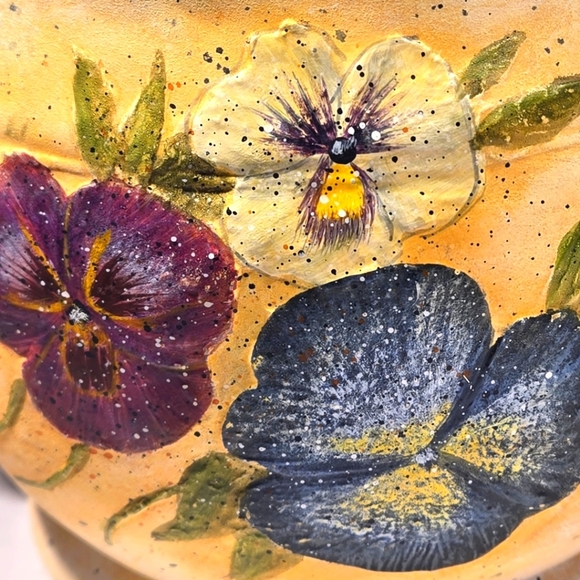 Bob's Pottery Large creamer Pitcher "Pansy Vines" By Artist Susan Winget - Picture 2 of 9